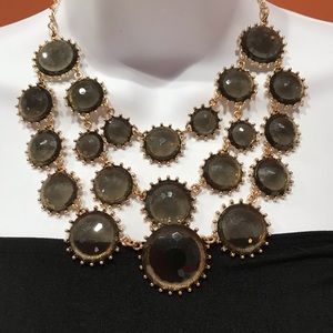 🌺Beautiful Gold Tone/ Rhinestone Bib Neckless